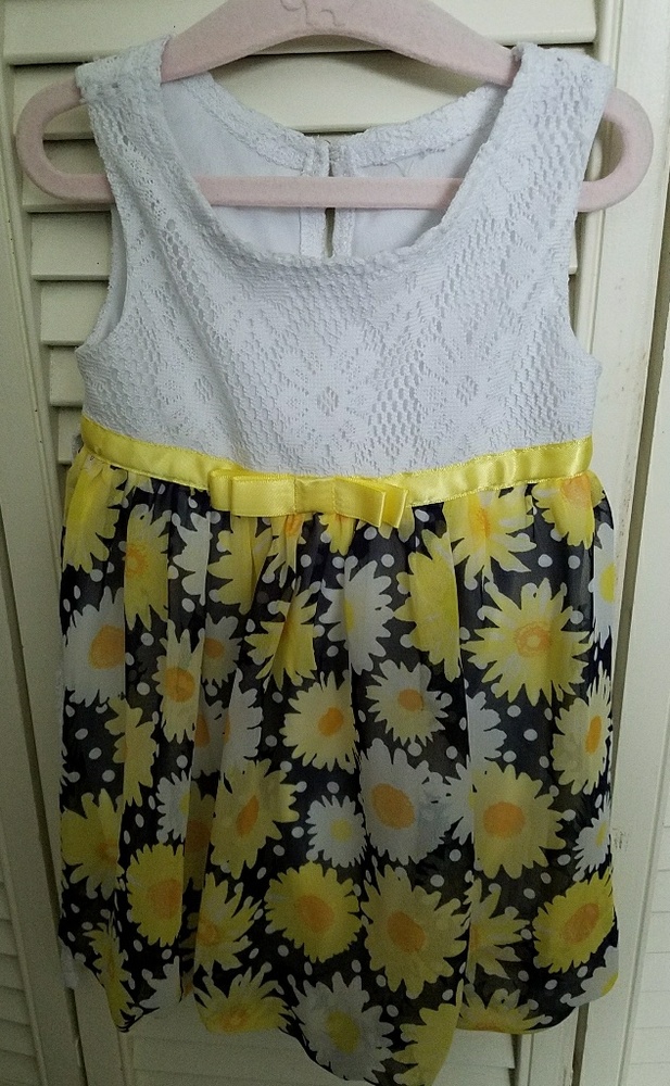 Sweet flower dress
